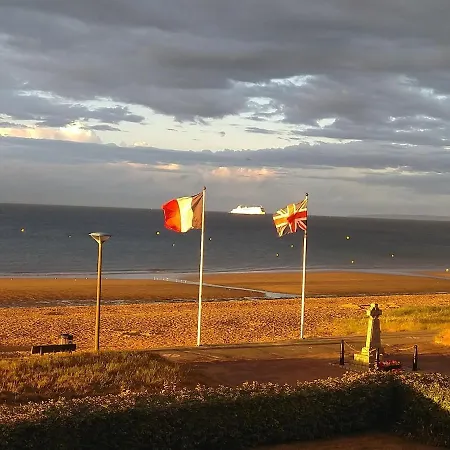 Petite Bulle De Mer, A Quelques Pas Du Rivage Apartment